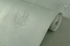 <strong>此中的近百个品牌</strong>